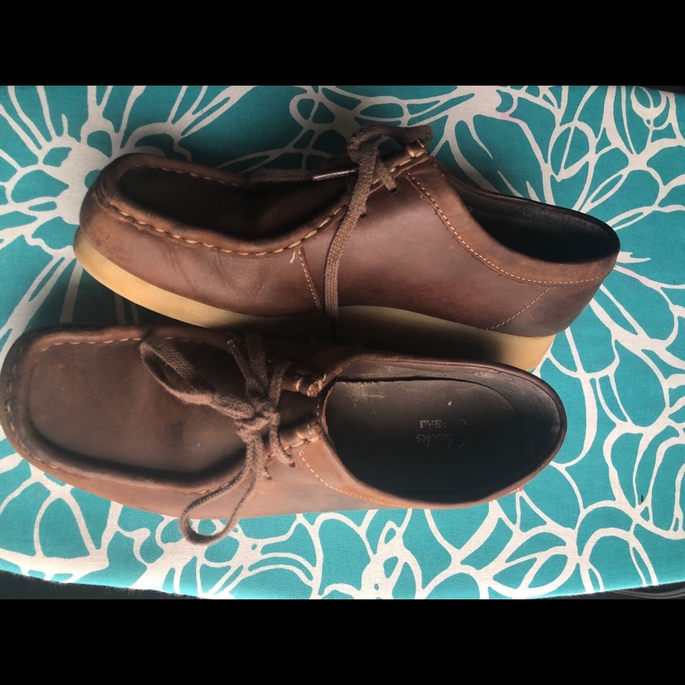 Brown Wallabee Clark’s
